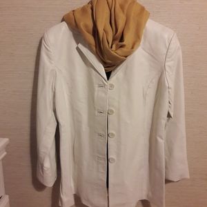 Lobi Lobi white leather jacket